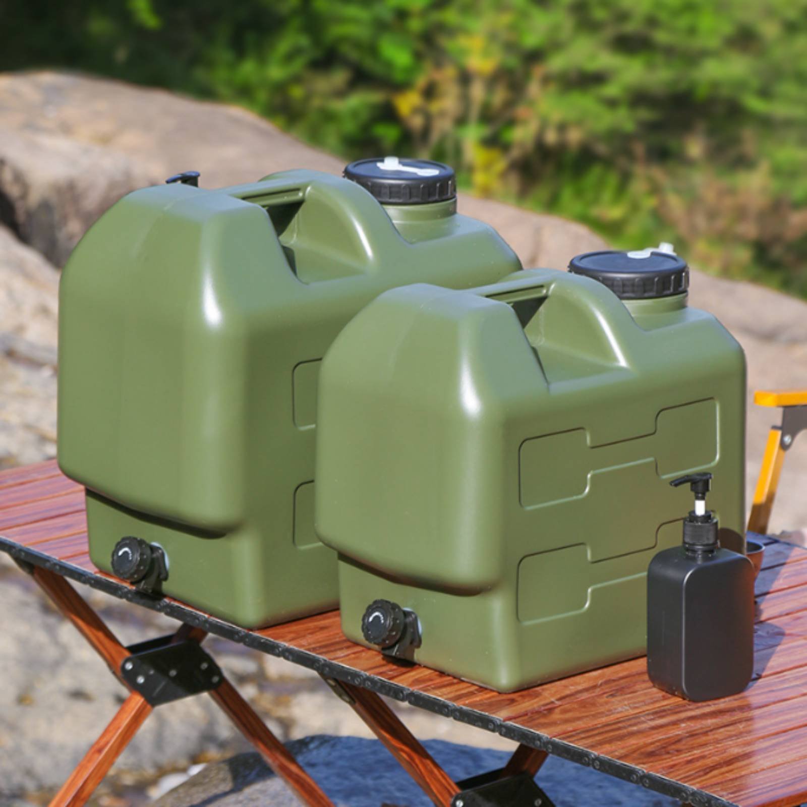 Contenitore per acqua con rubi - Outdoor Camping Food recensione e prezzo